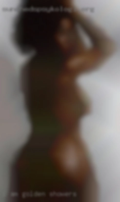 I am a for golden showers curvy cute blonde with blue eyes.