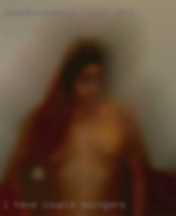 I have pics couple swingers upon request.